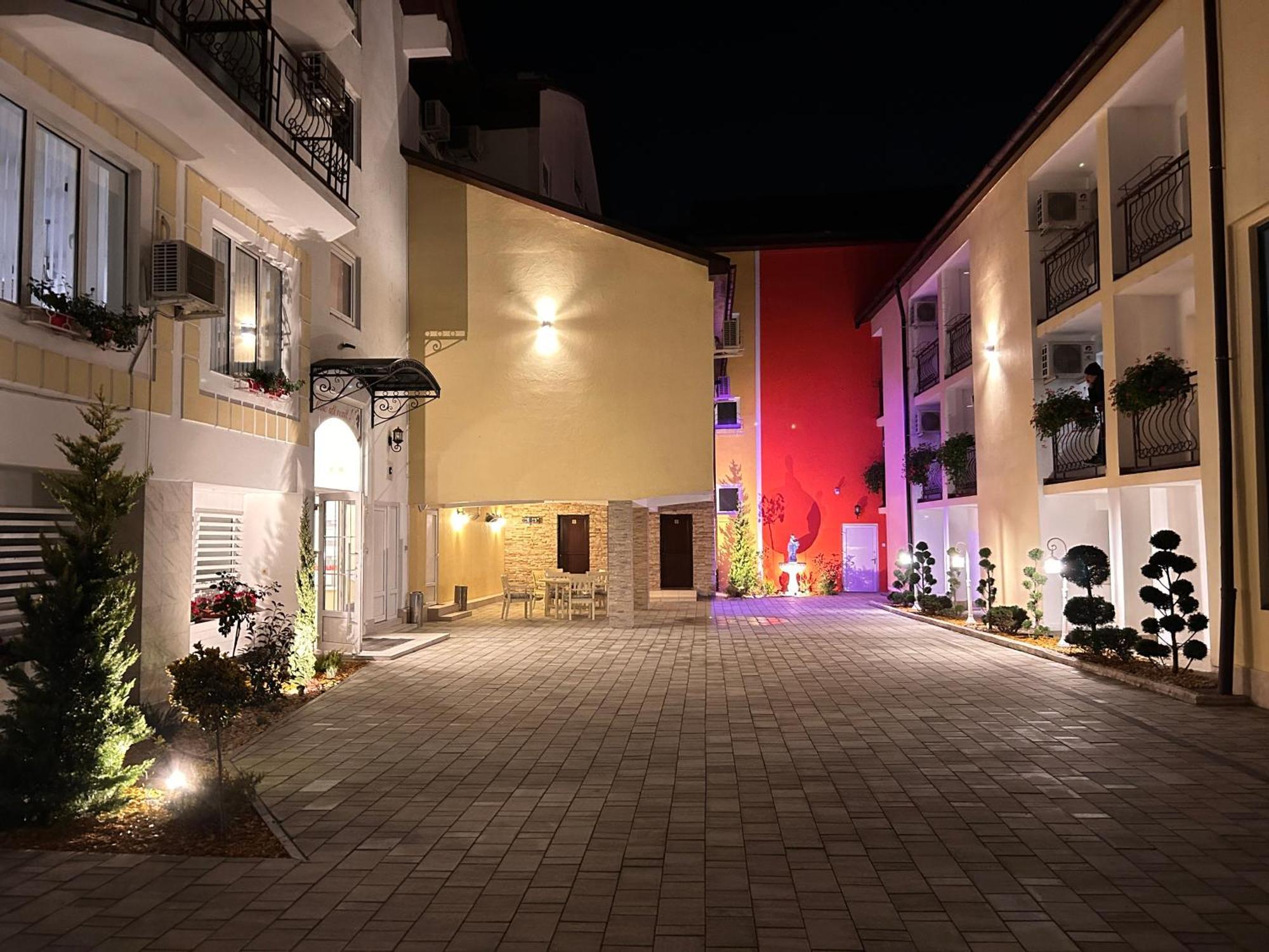 Hotel Arizona Timisoara Esterno foto