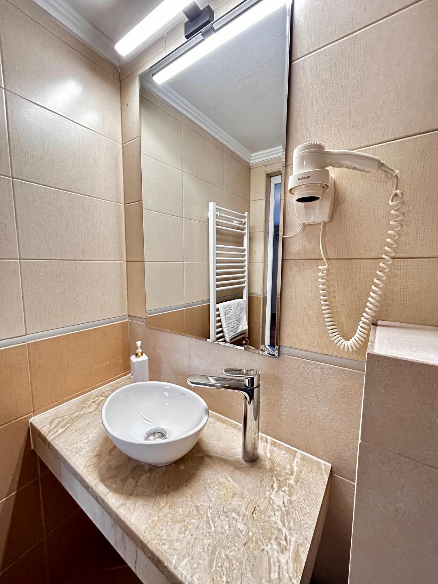 Hotel Arizona Timisoara Esterno foto