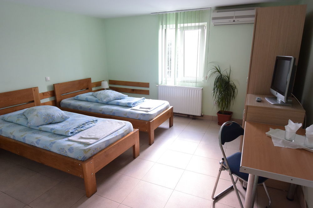Hotel Arizona Timisoara Esterno foto